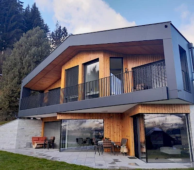Fassadenbau mit Aluverbundplatte - Einfamilienhaus St. Johann im Pongau
